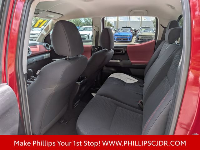 Used 2017 Toyota Tacoma SR5 RWD image 12