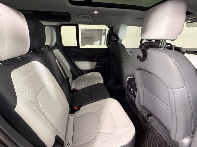 New 2026 Land Rover Defender 110 S AWD/4WD image 29