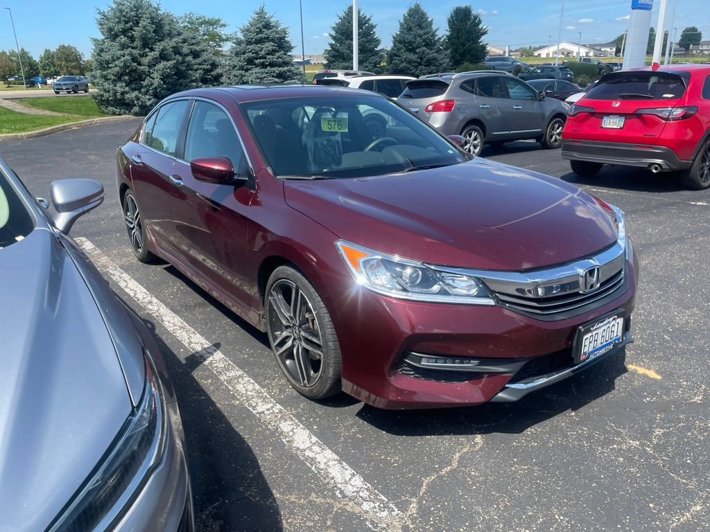 Used 2016 Honda Accord Sport image 5