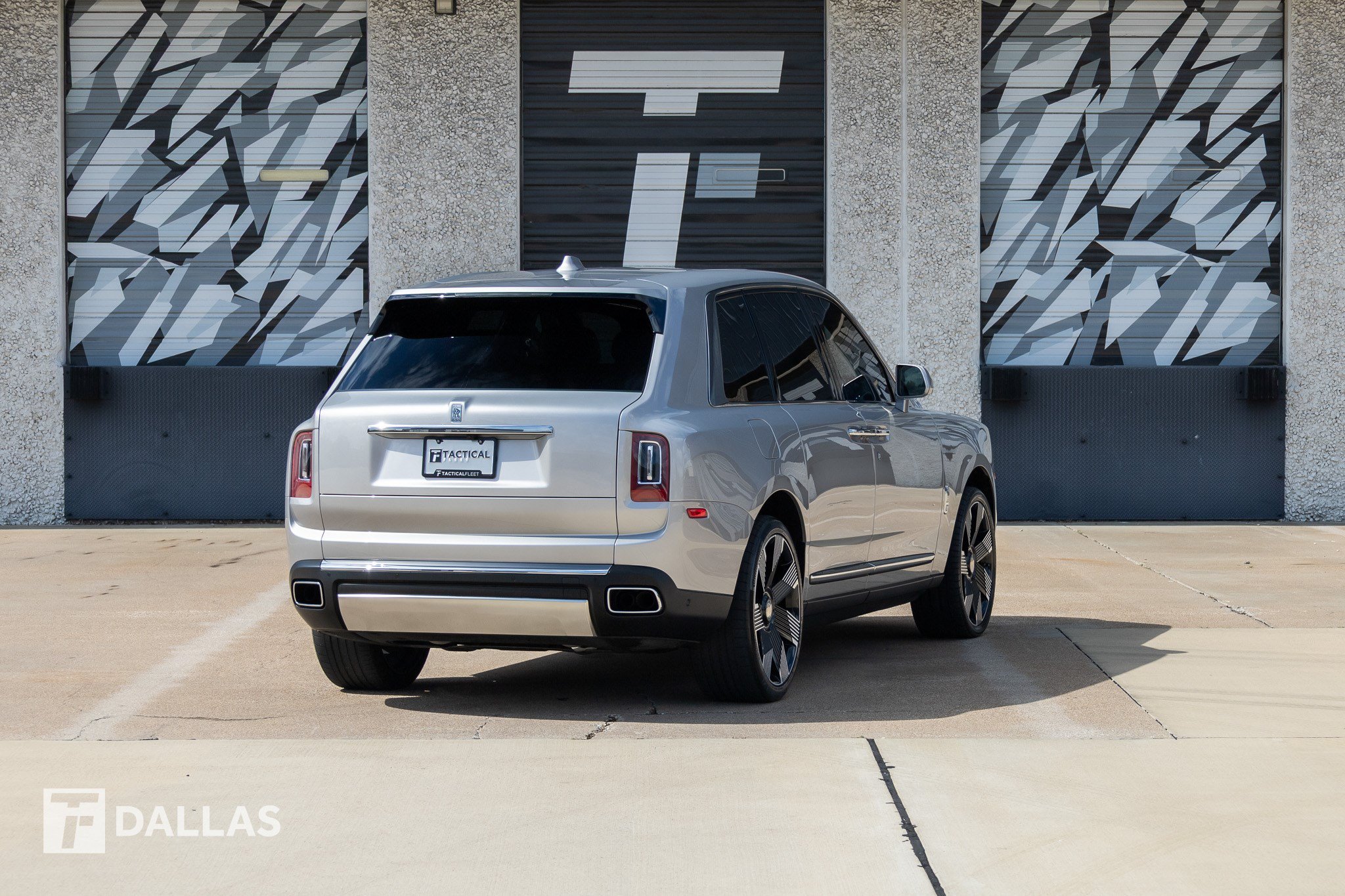 Used 2020 Rolls-Royce Cullinan AWD/4WD image 15