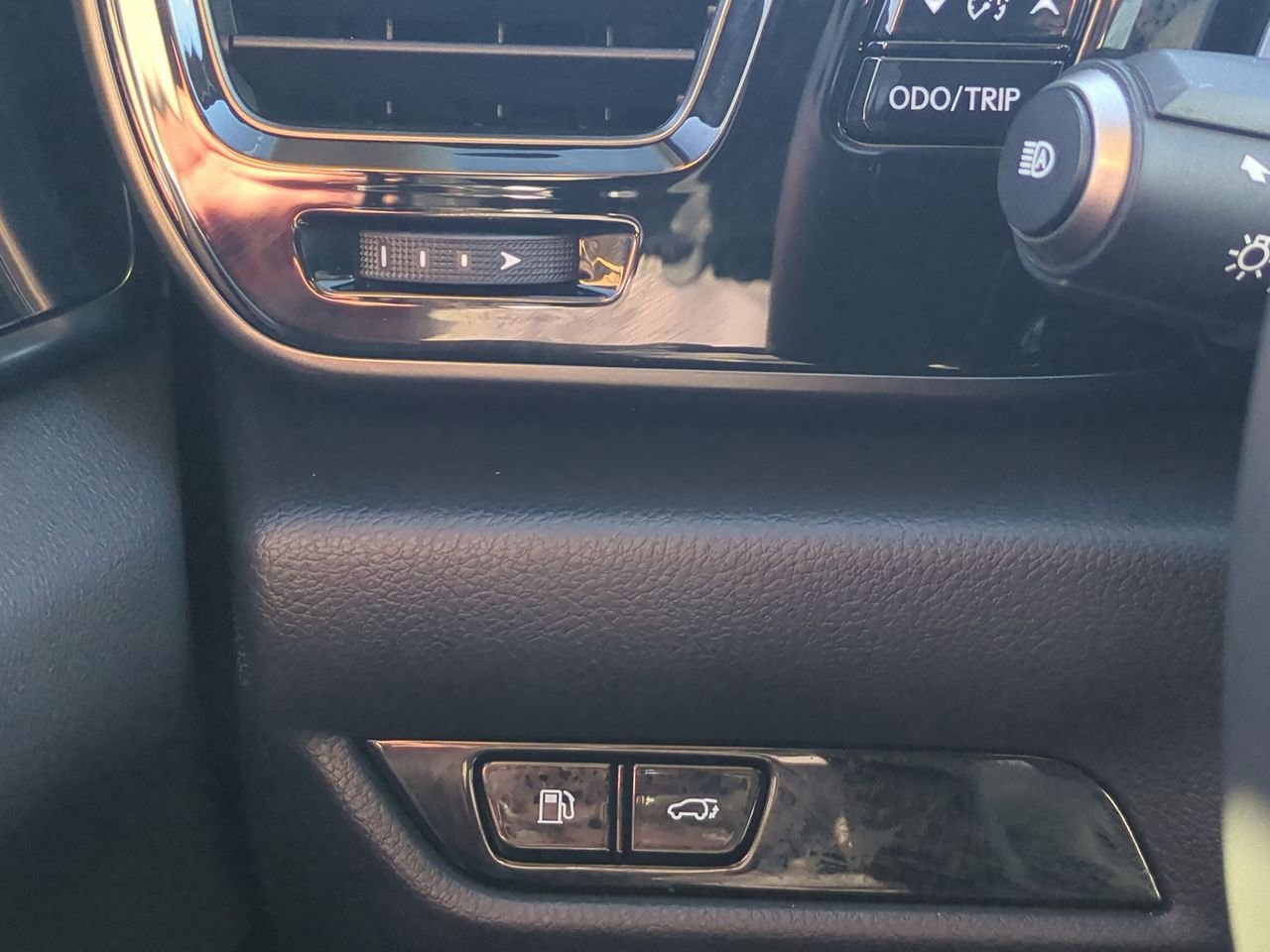 Certified 2024 Lexus NX 350h AWD w/ Premium Package image 21