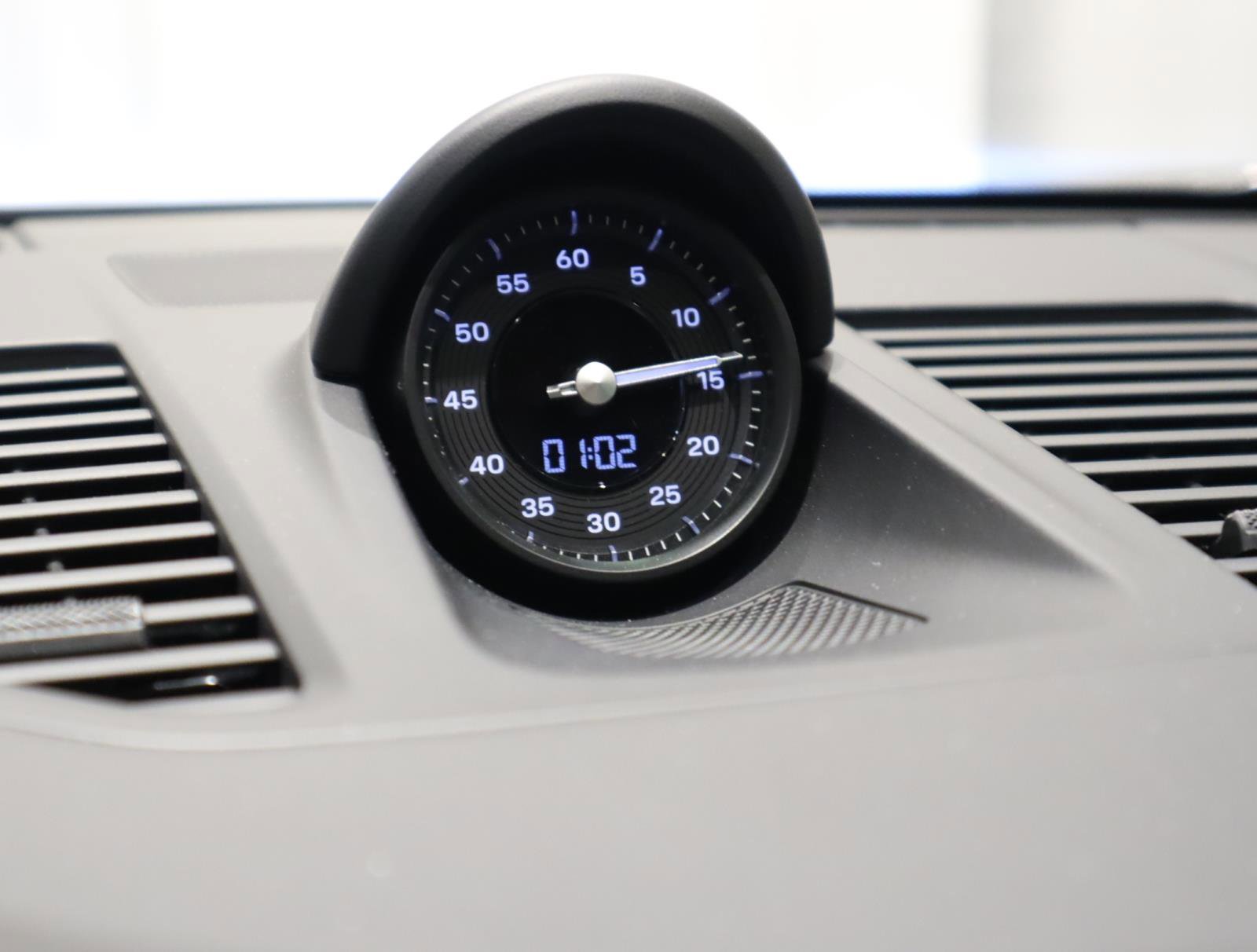 Used 2024 Porsche 911 Carrera S RWD image 38