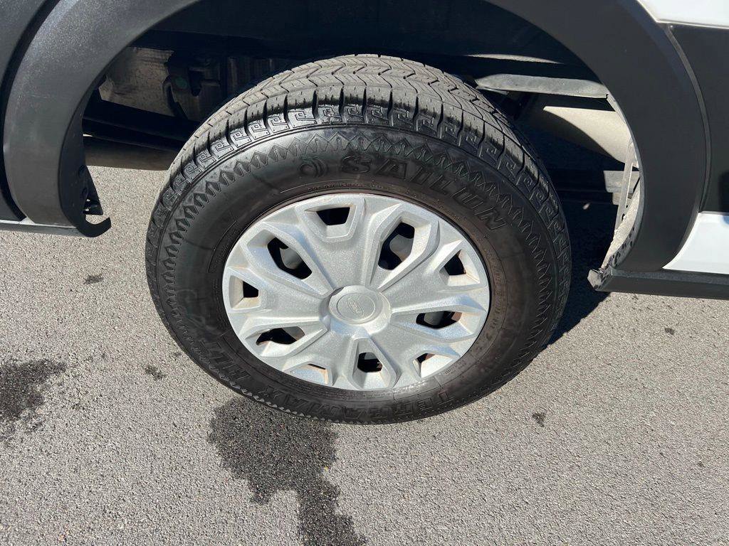 Used 2023 Ford Transit 350 XLT image 11