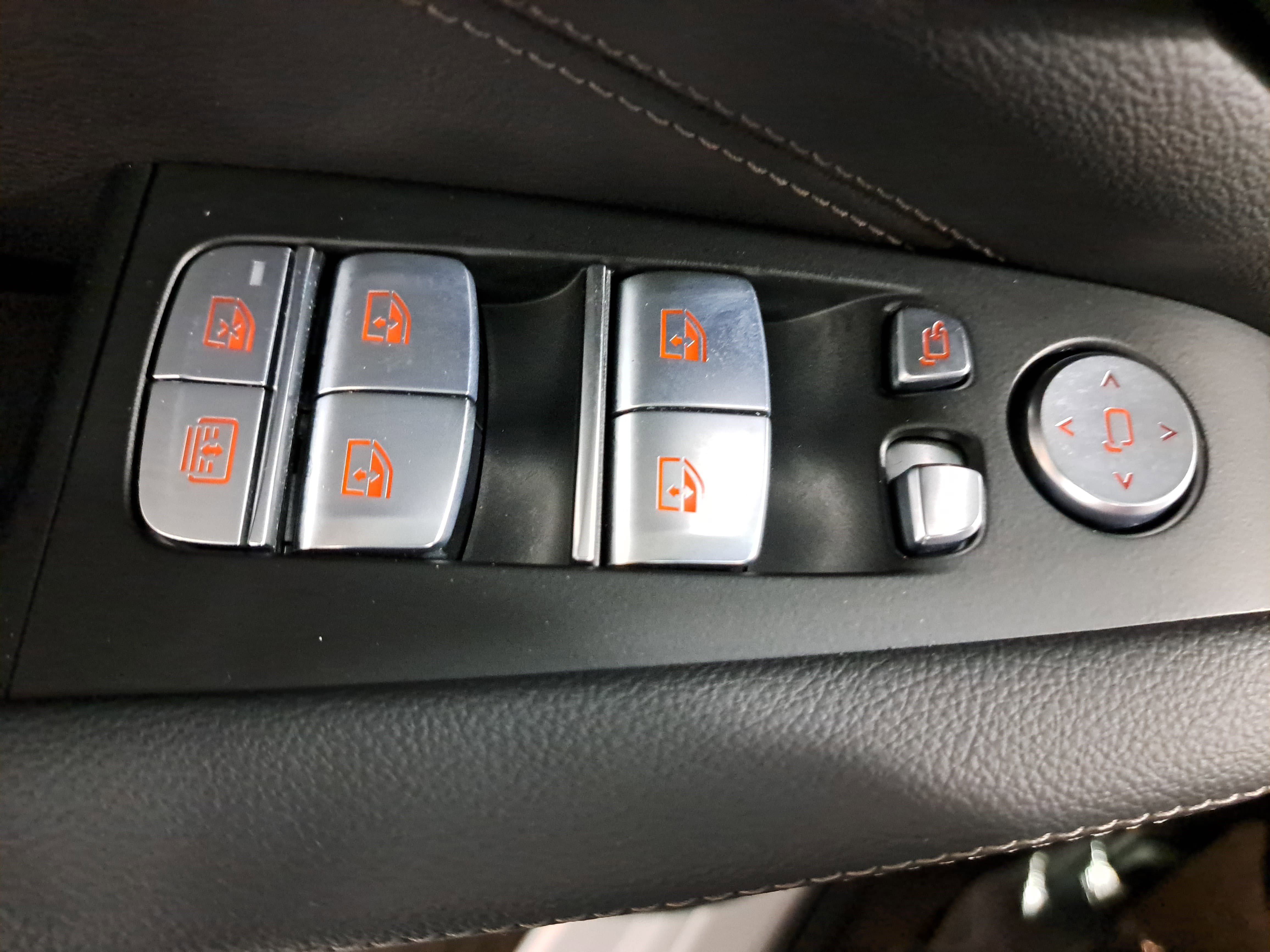 Used 2022 BMW X7 xDrive40i w/ Executive Package image 30