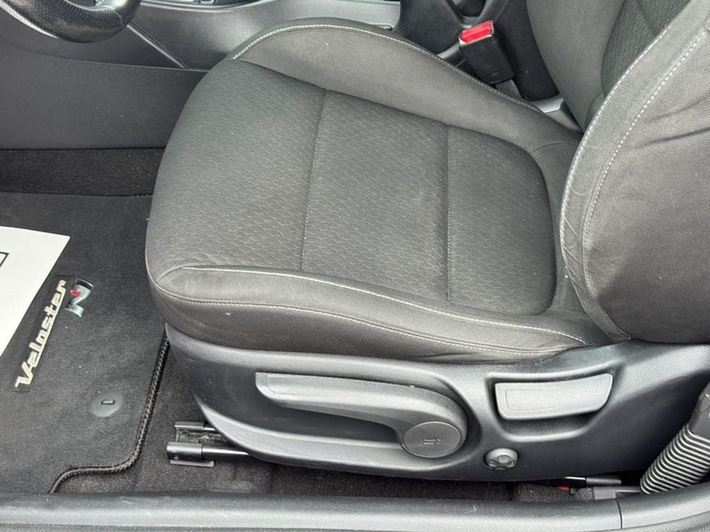 Used 2019 Hyundai Veloster N N w/ Performance Package FWD image 28