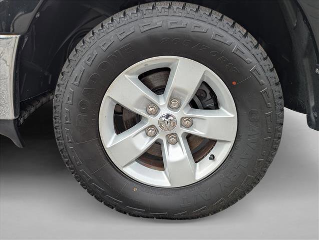 Used 2020 RAM 1500 Classic SLT w/ Luxury Group AWD/4WD image 9