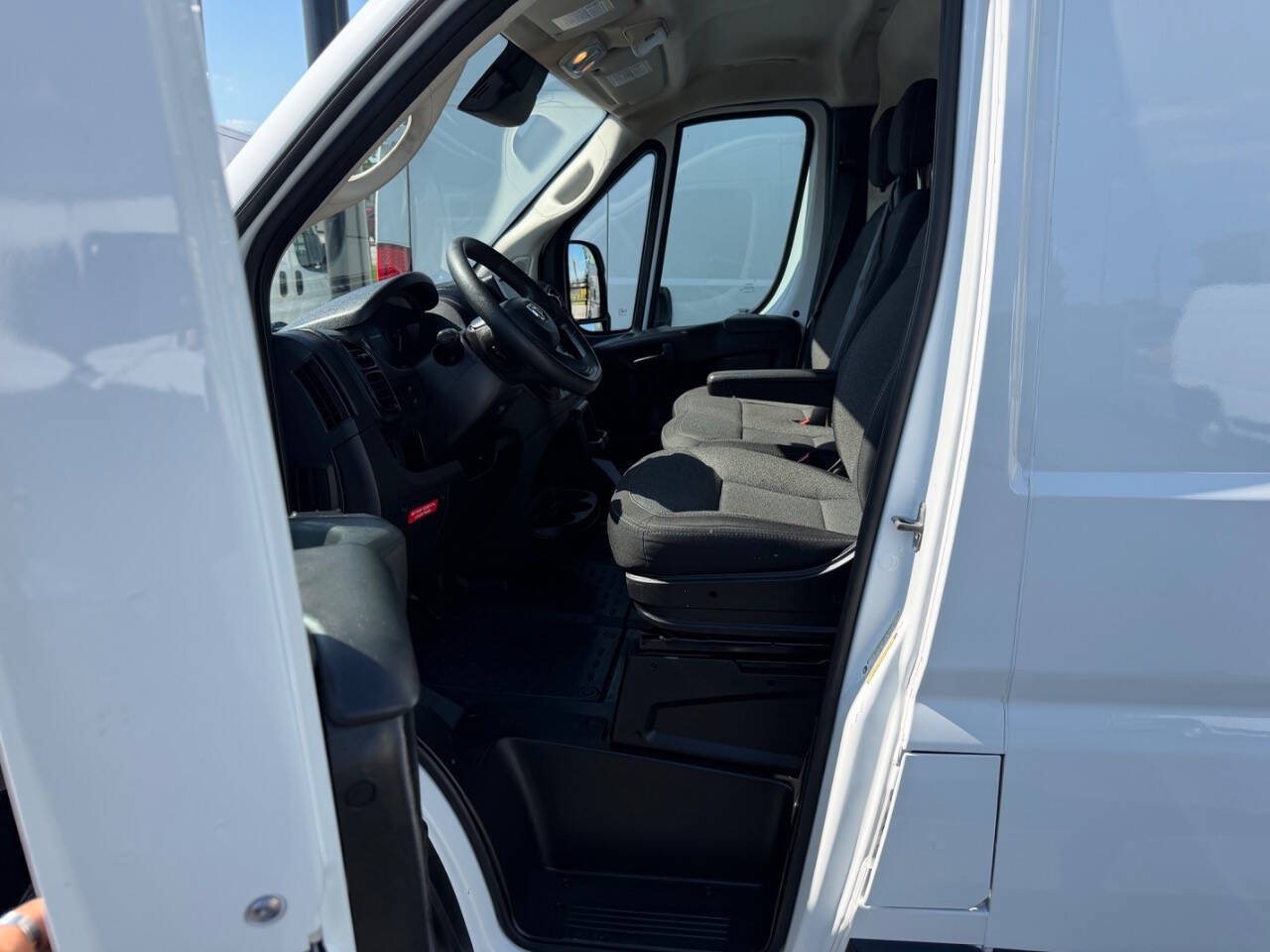 Used 2023 RAM ProMaster 3500 FWD image 16