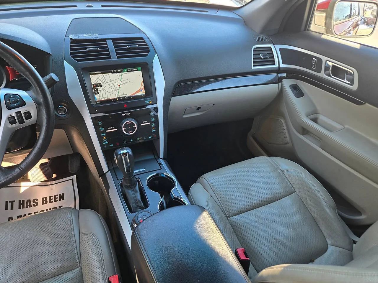 Used 2014 Ford Explorer Limited w/ Equipment Group 301A AWD/4WD image 27