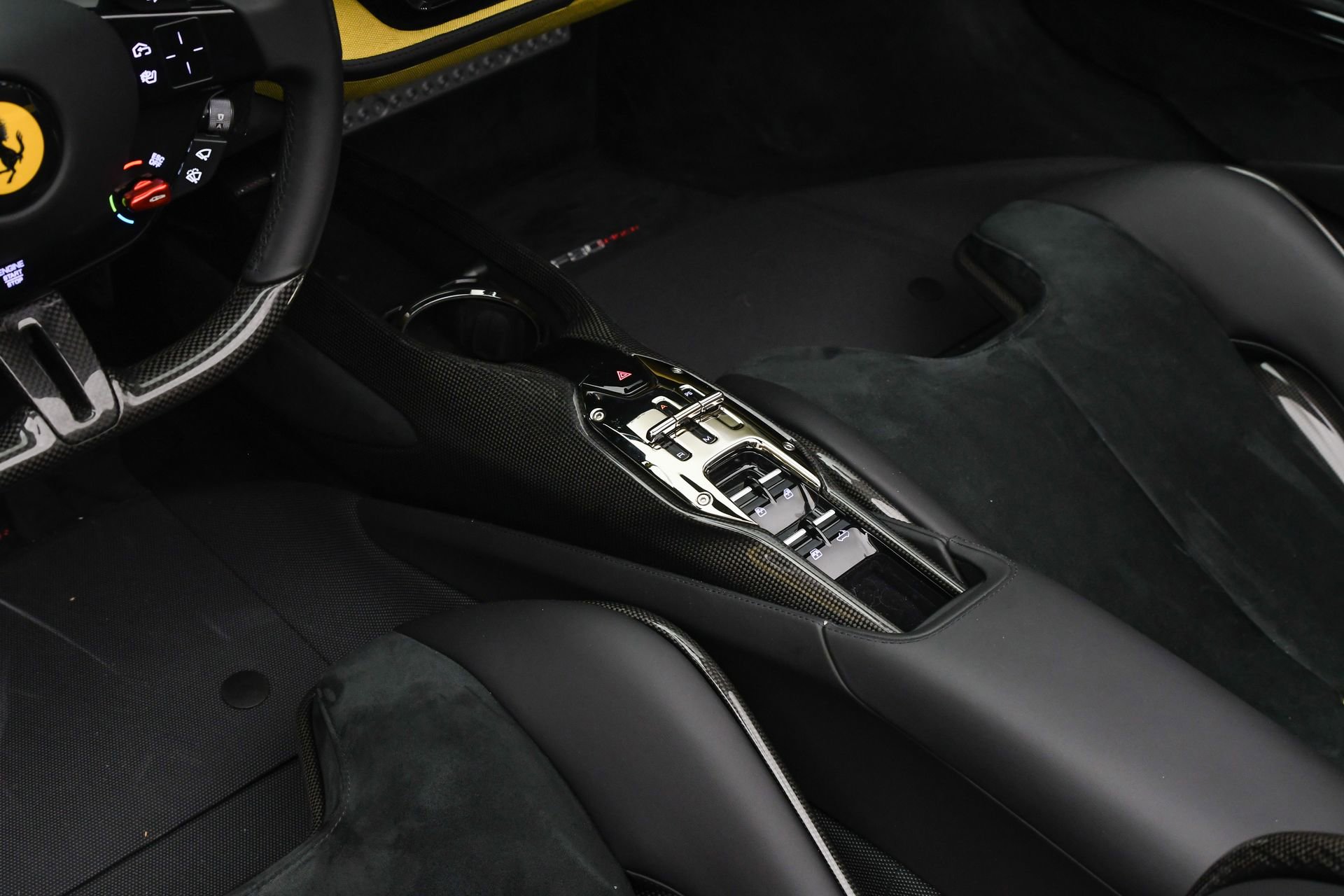 Used 2022 Ferrari SF90 Spider image 45