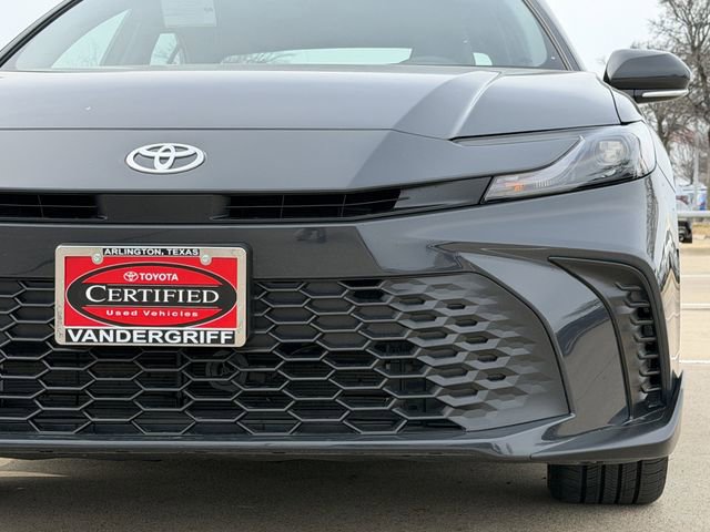 Certified 2025 Toyota Camry SE image 9
