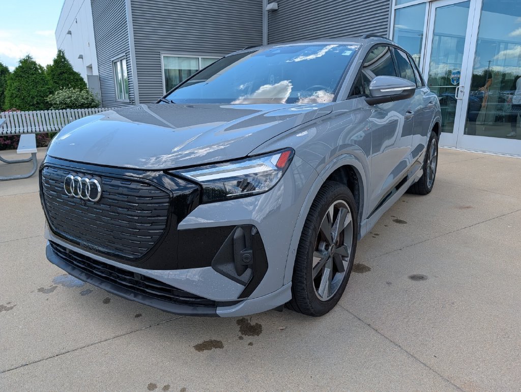 Used 2023 Audi Q4 e-tron Premium Plus w/ Premium Plus AWD/4WD image 8