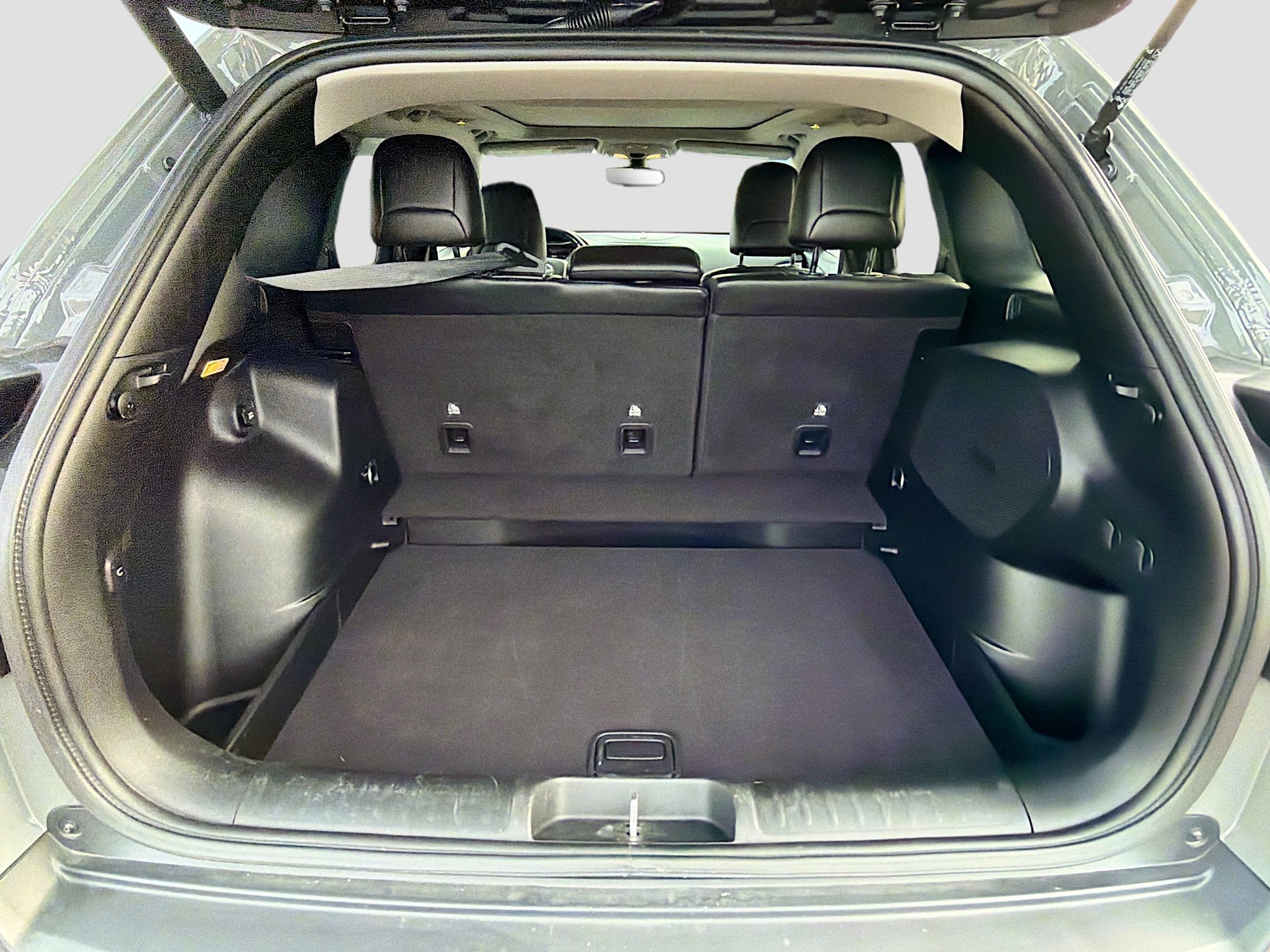 Used 2020 Jeep Cherokee Limited FWD image 12