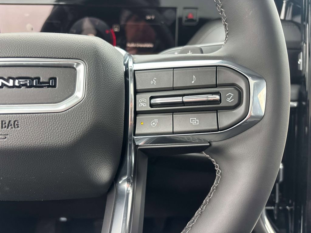 New 2026 GMC Yukon XL Denali w/ Denali Reserve Package image 14