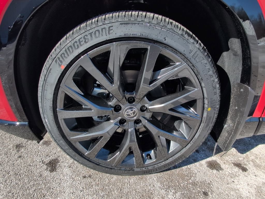 Certified 2026 Toyota Crown Signia w/ Advanced Technology Package image 11