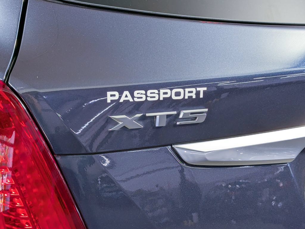 Used 2019 Cadillac XT5 Platinum AWD/4WD image 11