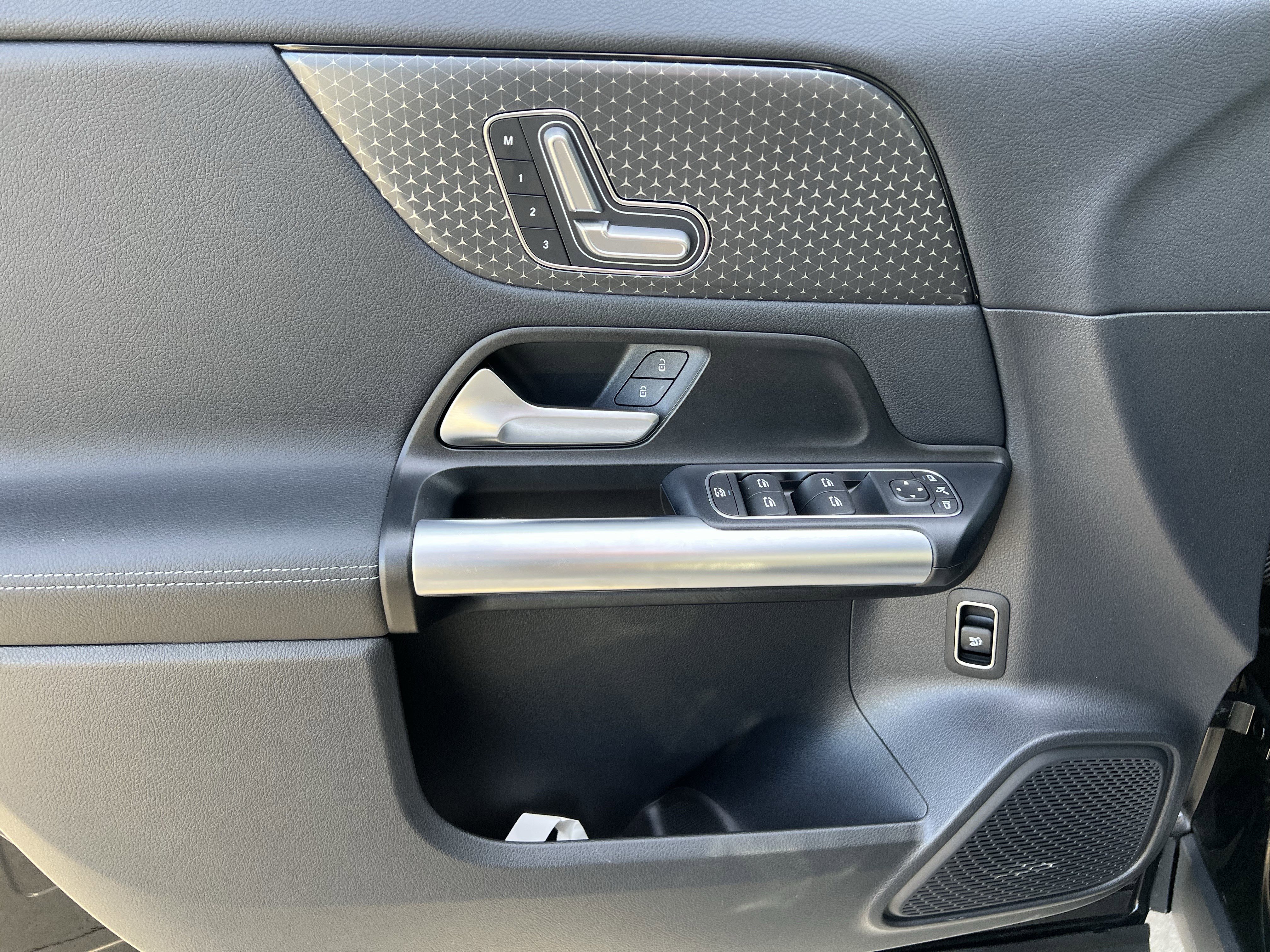 Certified 2025 Mercedes-Benz GLA 250 image 14