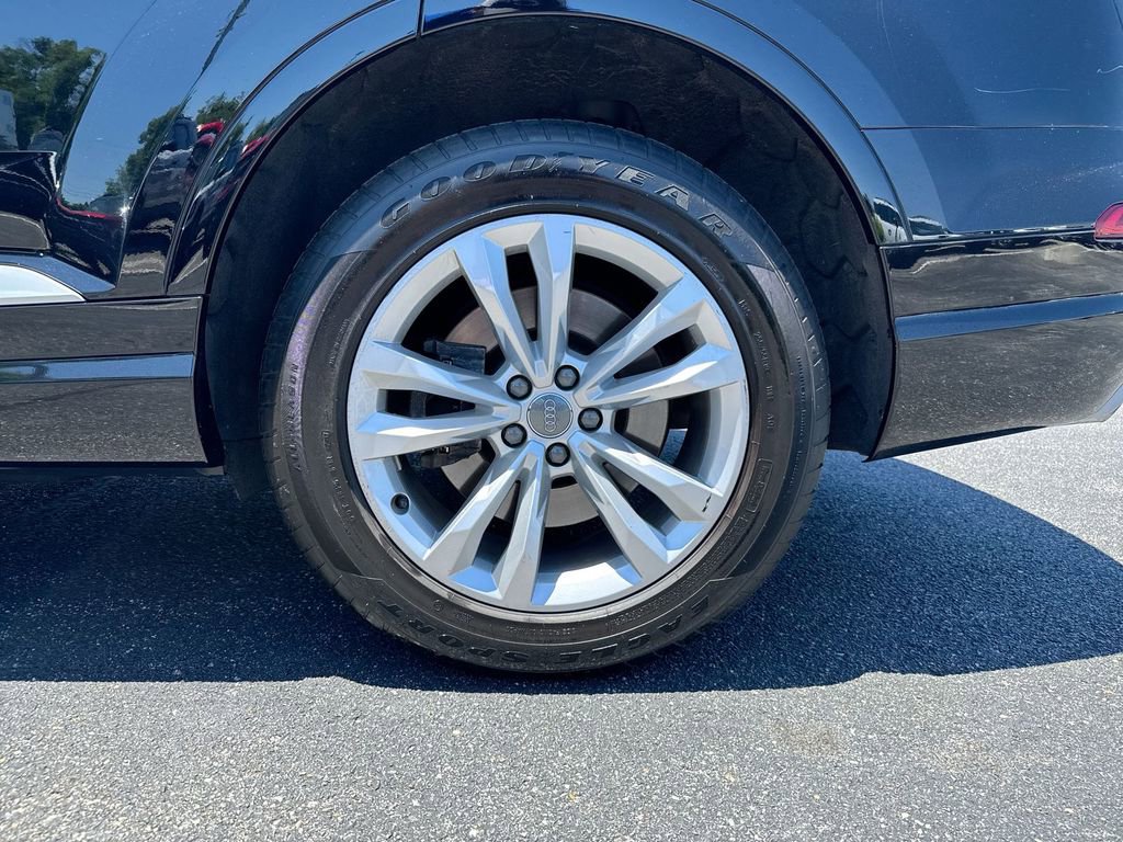Used 2019 Audi Q7 3.0T Premium Plus w/ Premium Plus Package AWD/4WD image 29