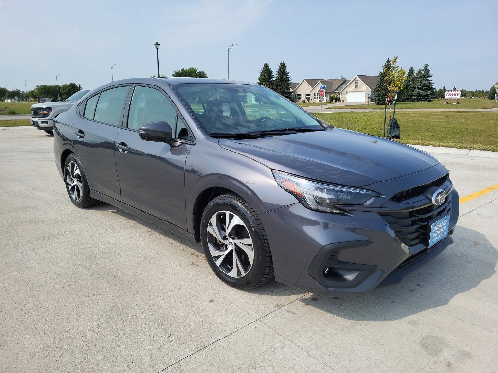 Used 2024 Subaru Legacy Premium image 4