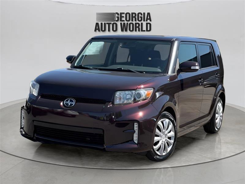 Used 2014 Scion xB FWD image 4