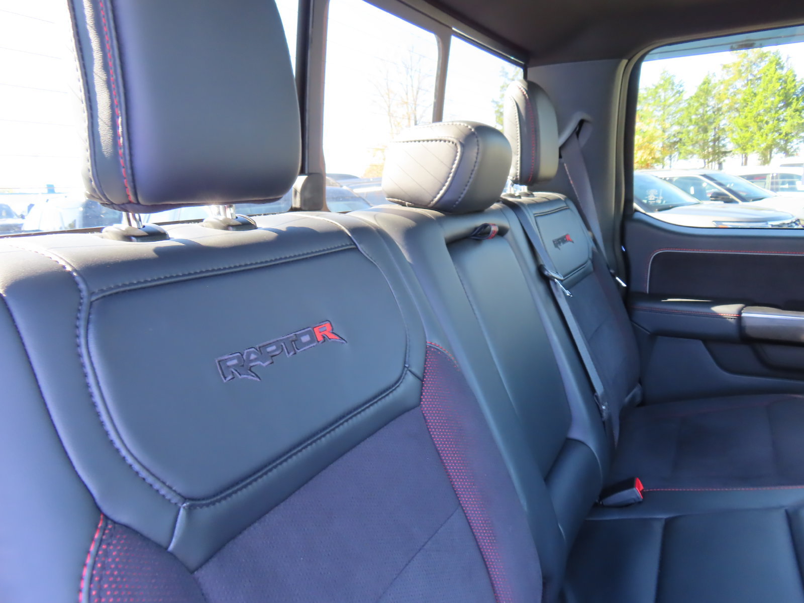 Certified 2025 Ford F150 Raptor w/ Equipment Group 803A Raptor R AWD/4WD image 46