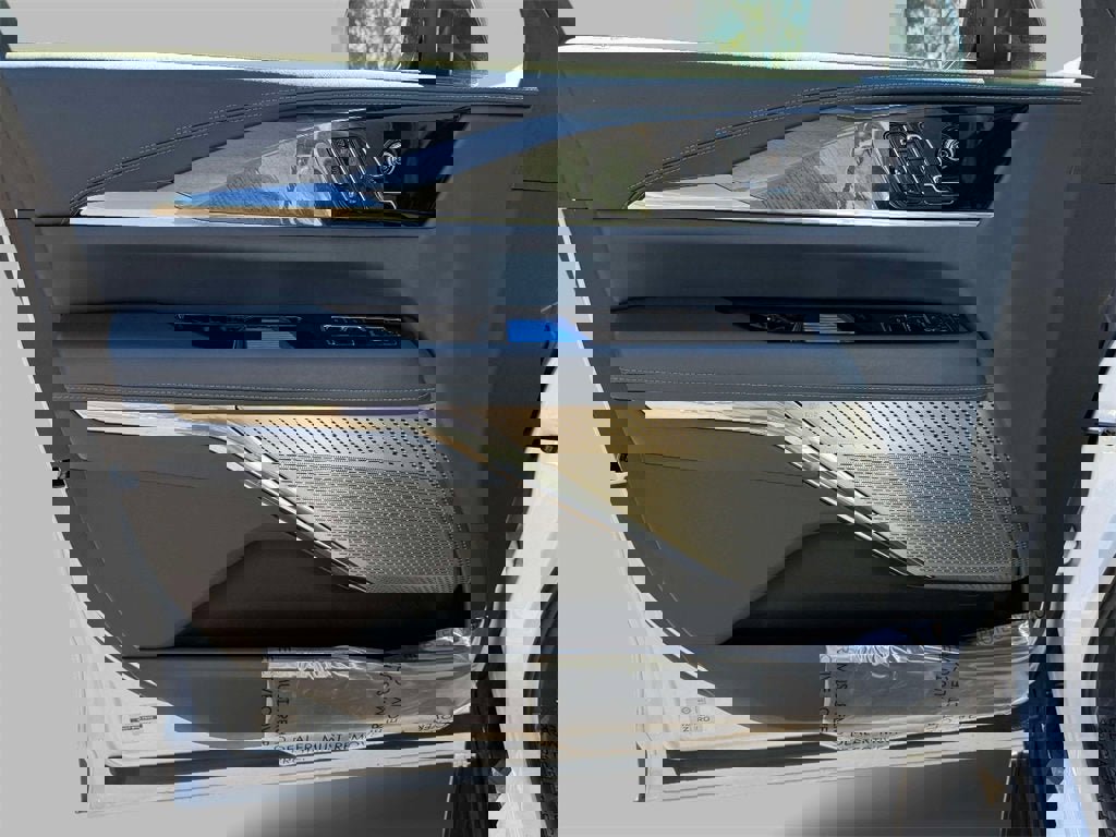 New 2025 Cadillac Escalade IQ Luxury 2 image 14