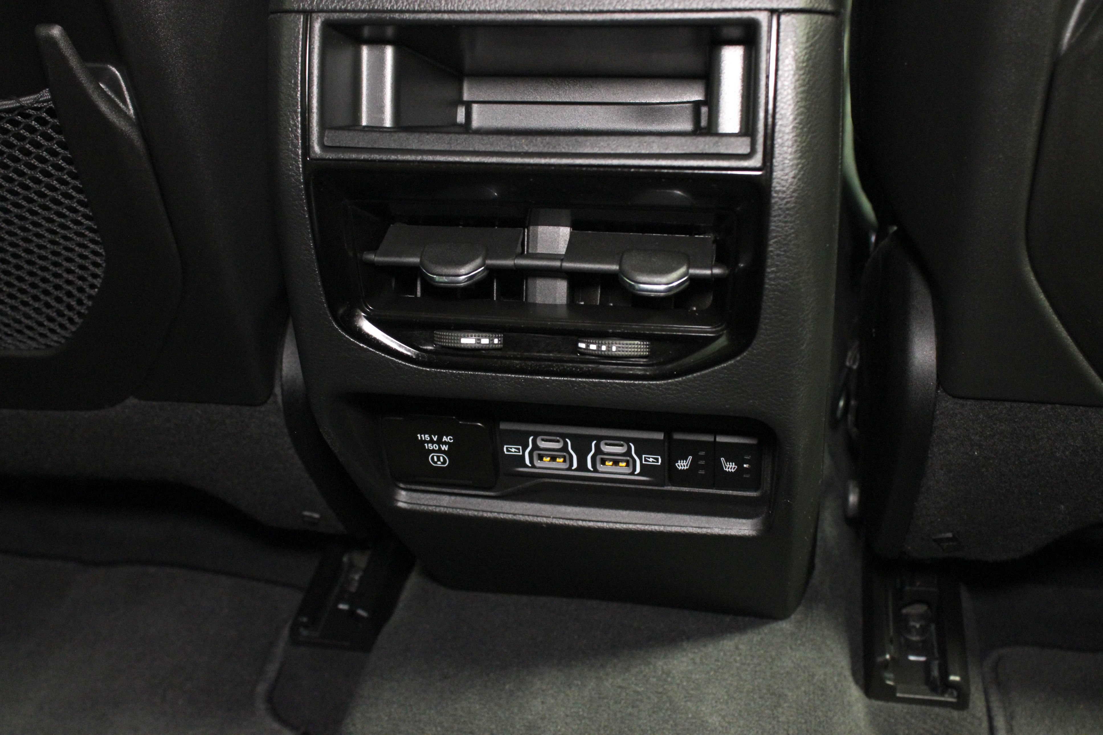 Used 2024 Jeep Grand Cherokee Limited 4xe AWD/4WD image 17