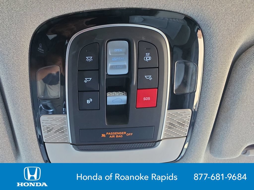 Used 2024 Hyundai Palisade Limited AWD/4WD image 24
