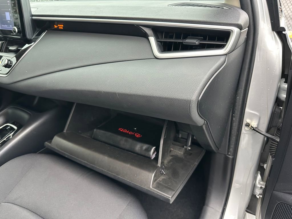Used 2022 Toyota Corolla LE image 35