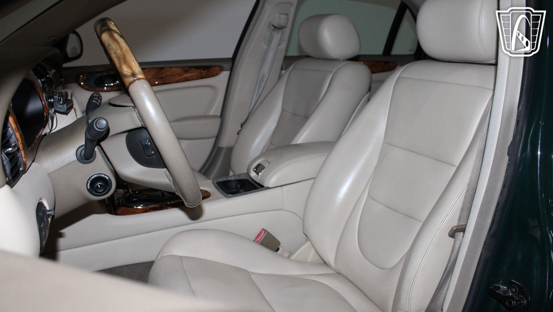 Used 2004 Jaguar XJ8 RWD image 13