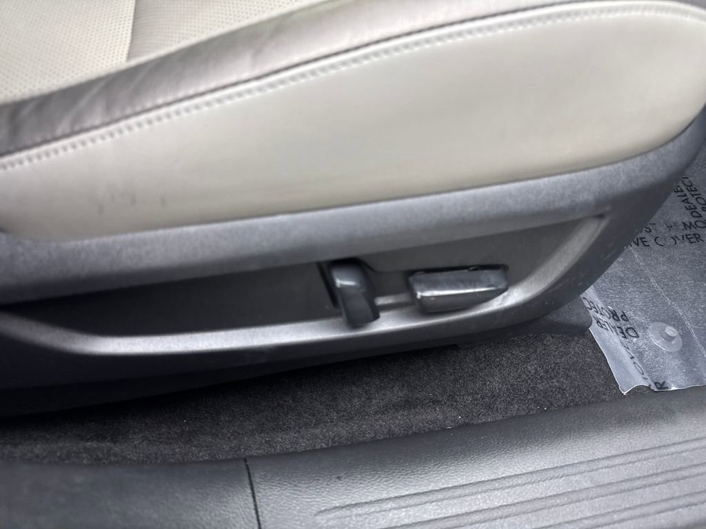 Used 2023 INFINITI QX50 Luxe FWD image 47