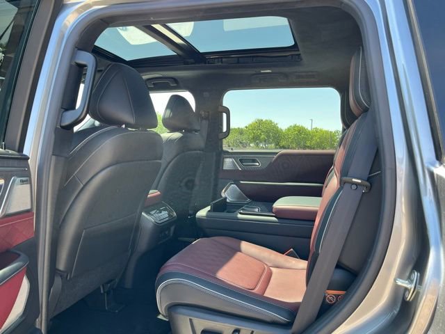 Used 2025 INFINITI QX80 Autograph AWD/4WD image 23