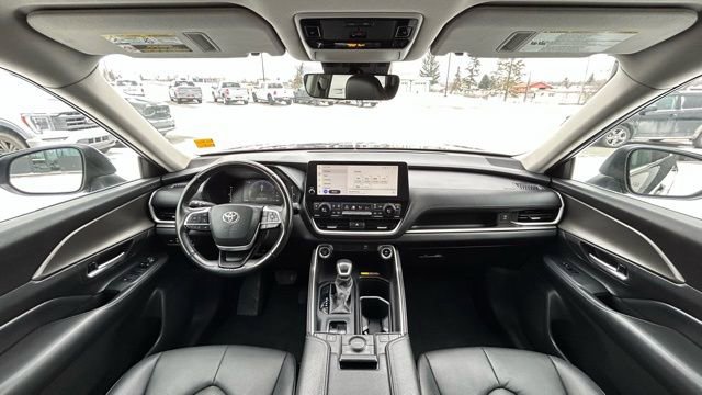 Used 2024 Toyota Grand Highlander XLE image 14
