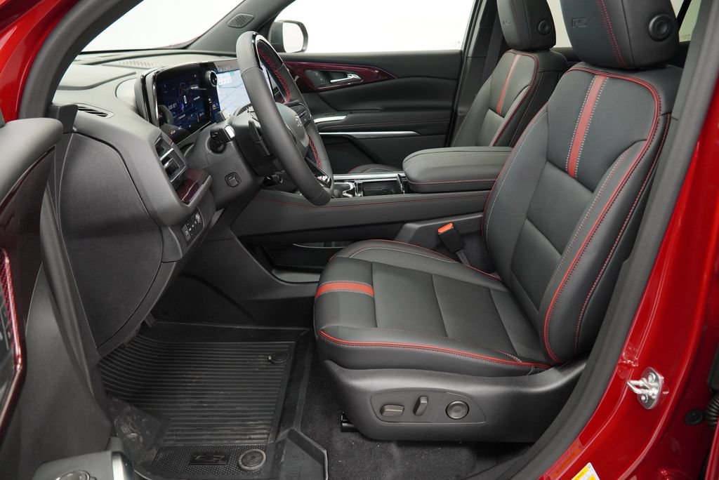 New 2027 Chevrolet Traverse RS w/ LPO, Floor Liner Package AWD/4WD image 7
