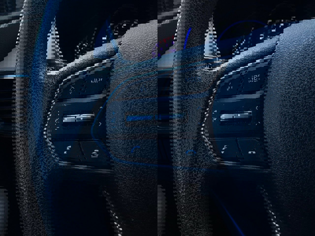 Used 2020 Hyundai Santa Fe SEL image 32