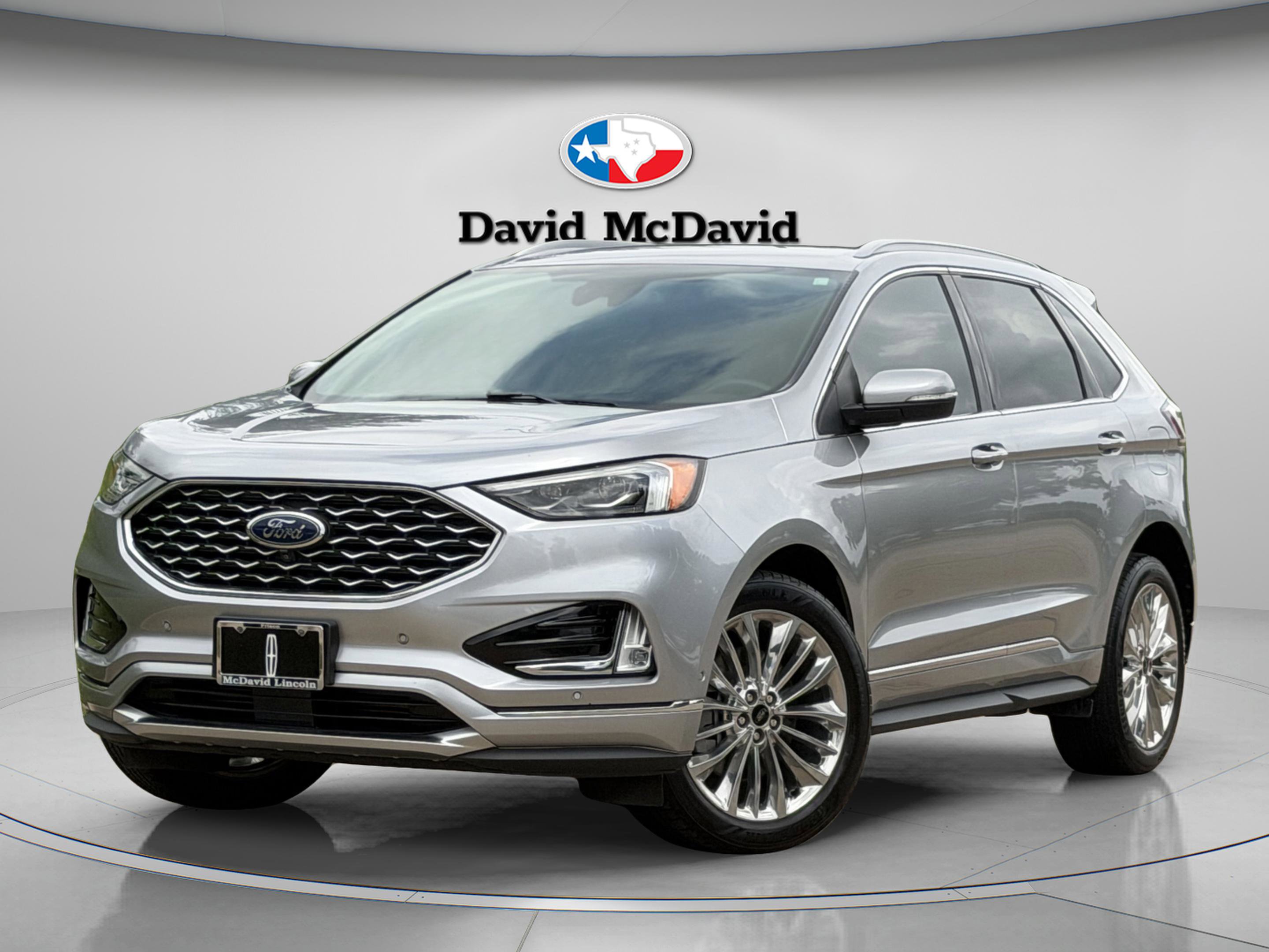 Used 2022 Ford Edge Titanium w/ Equipment Group 301A AWD/4WD image 2