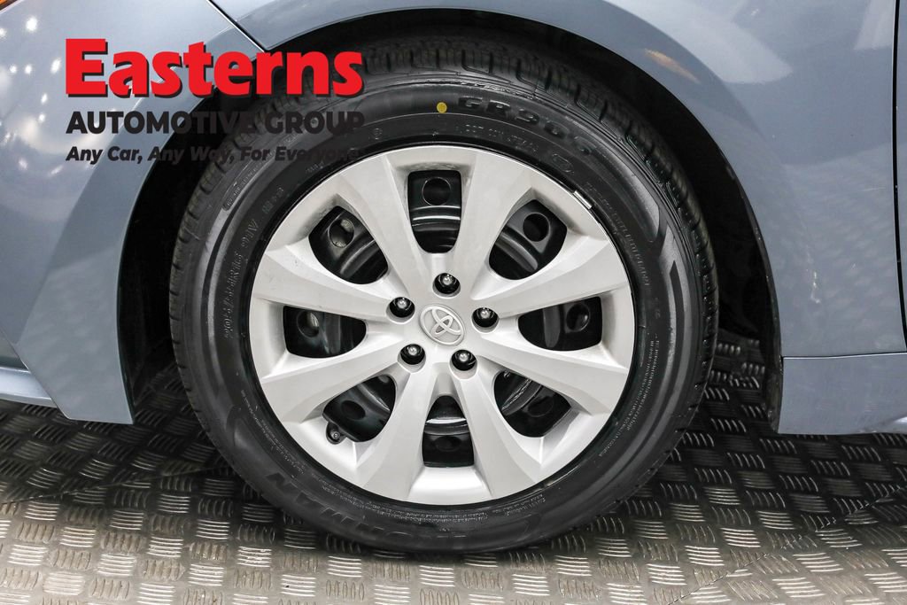 Used 2024 Toyota Corolla LE image 30