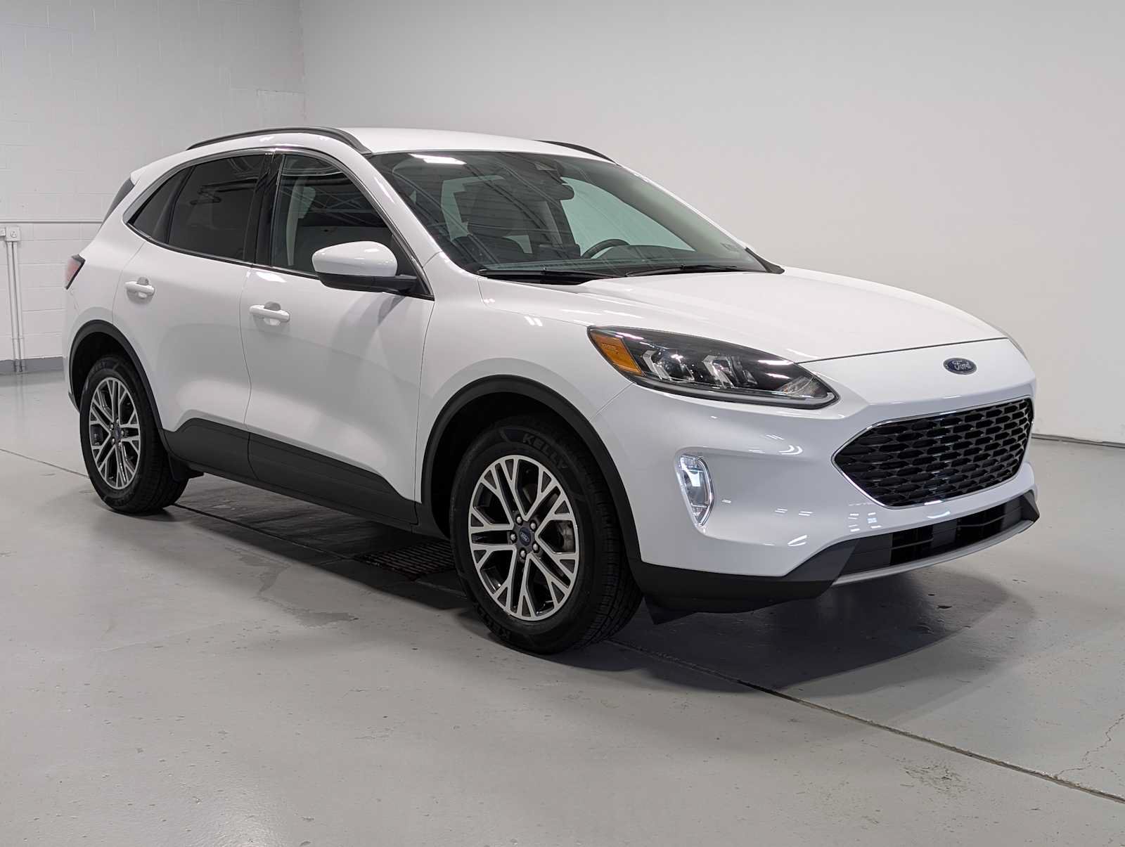 Used 2020 Ford Escape SEL AWD/4WD image 6