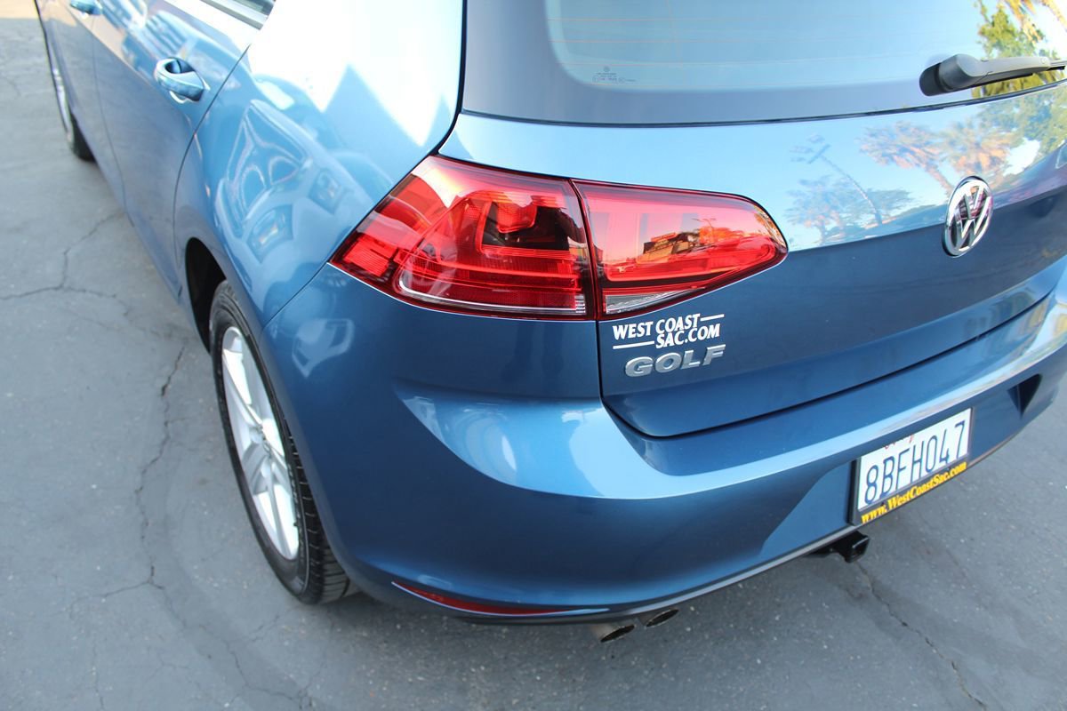 Used 2017 Volkswagen Golf Wolfsburg Edition FWD image 15