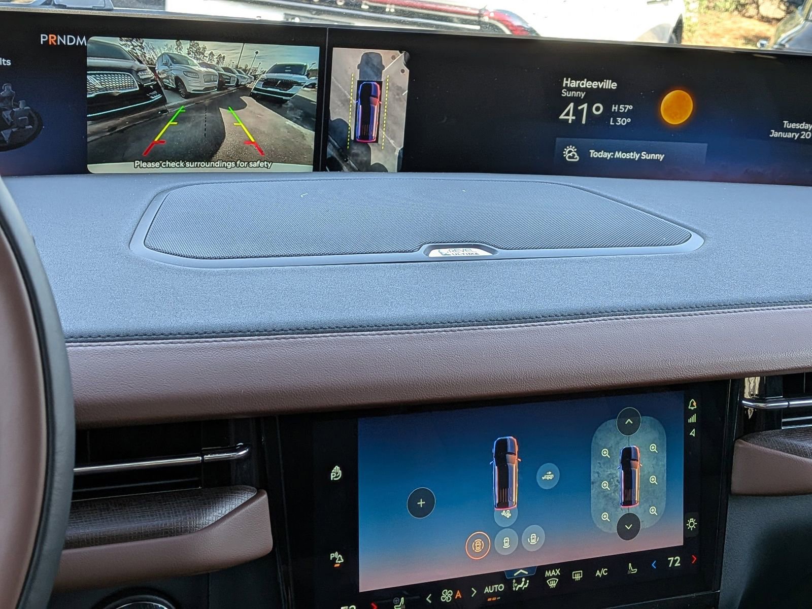 New 2026 Lincoln Navigator Reserve image 24