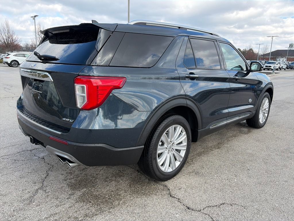Used 2023 Ford Explorer King Ranch w/ Technology Package image 7
