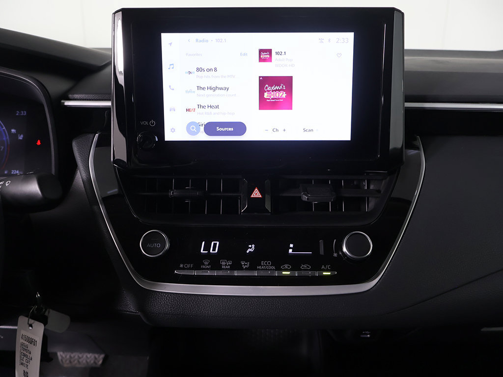 Used 2026 Toyota Corolla LE FWD image 41