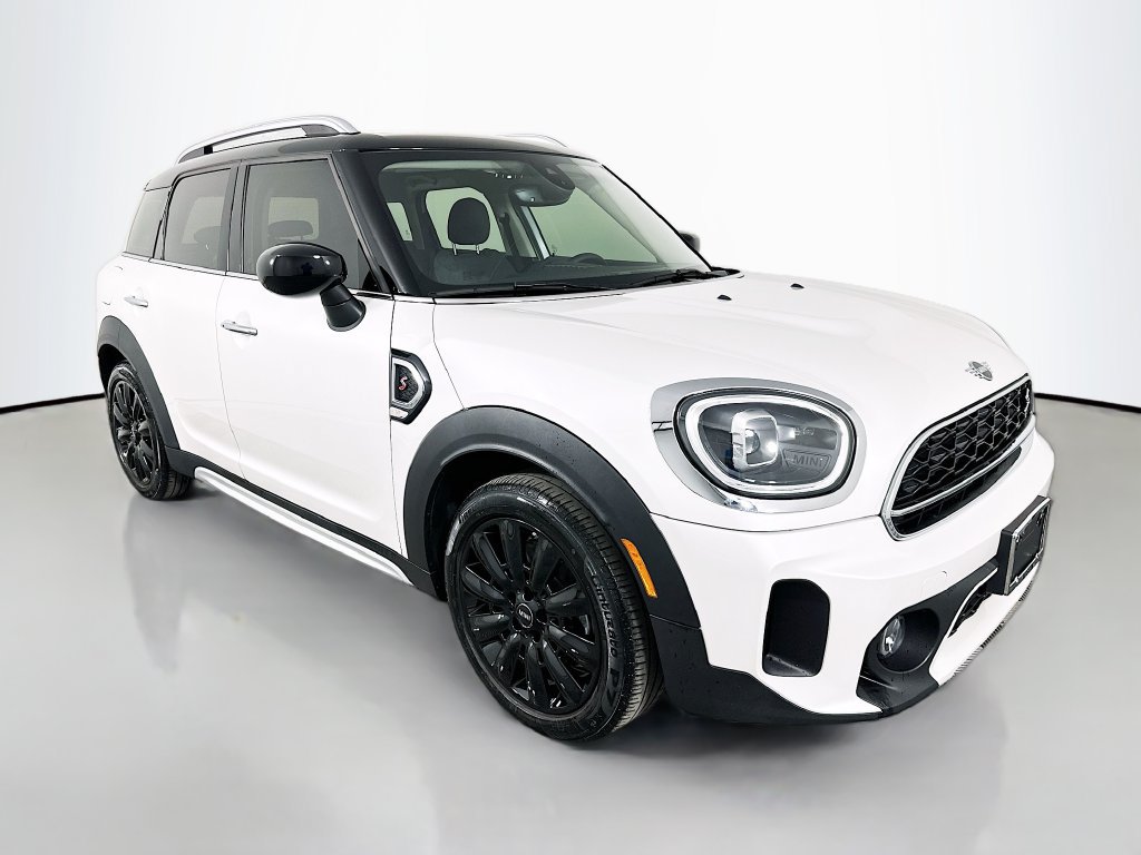 Certified 2024 MINI Cooper Countryman S FWD image 3