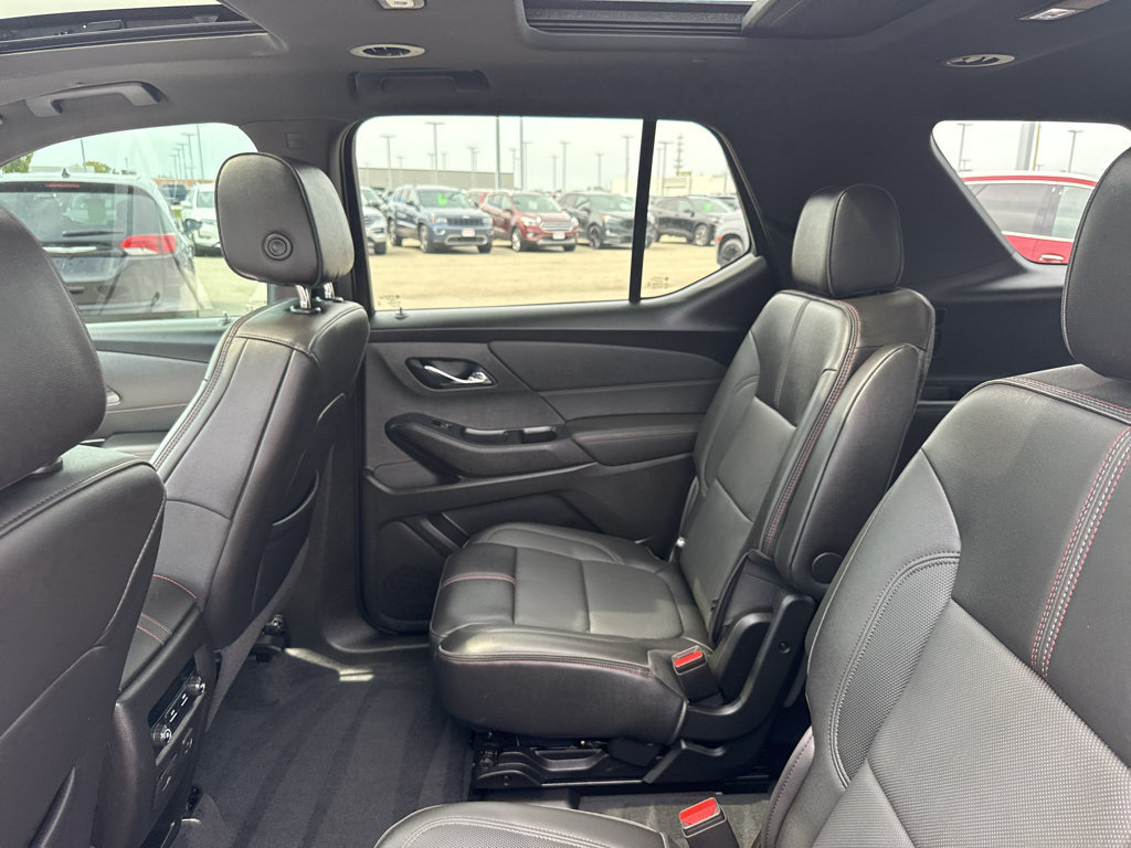 Used 2022 Chevrolet Traverse RS AWD/4WD image 35