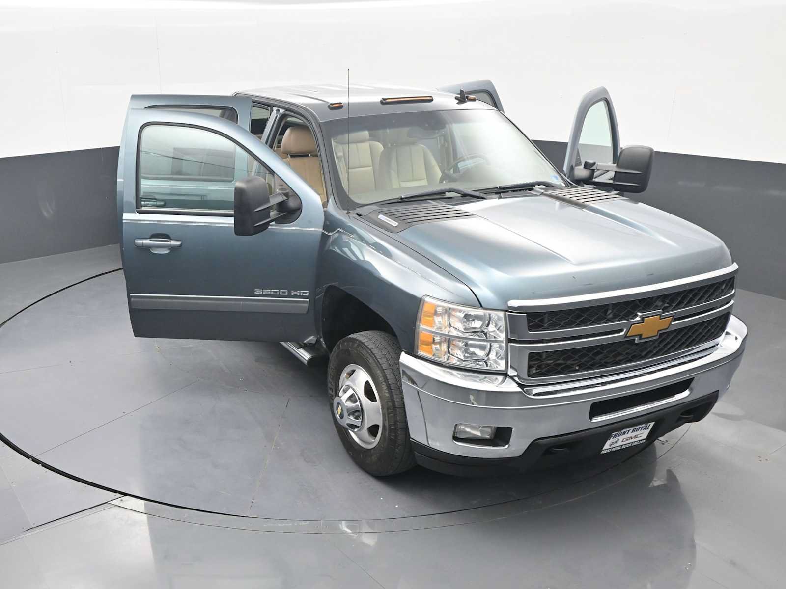 Used 2012 Chevrolet Silverado 3500 LTZ AWD/4WD image 48