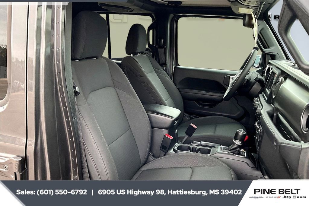 Used 2023 Jeep Gladiator Sport image 6