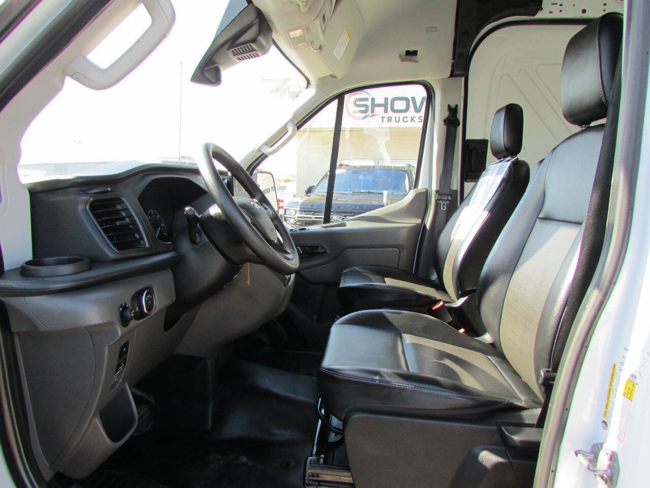 Used 2024 Ford Transit 250 148 High Roof Extended RWD image 14