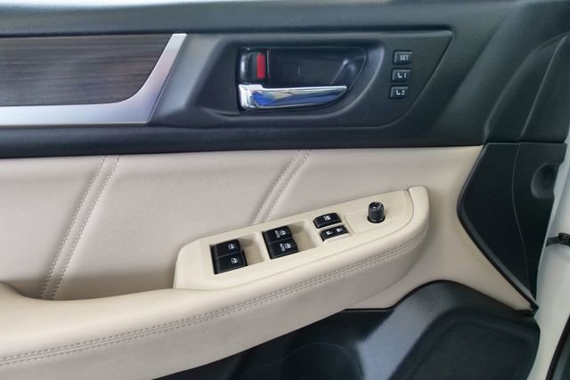 Used 2018 Subaru Legacy 3.6R Limited image 29