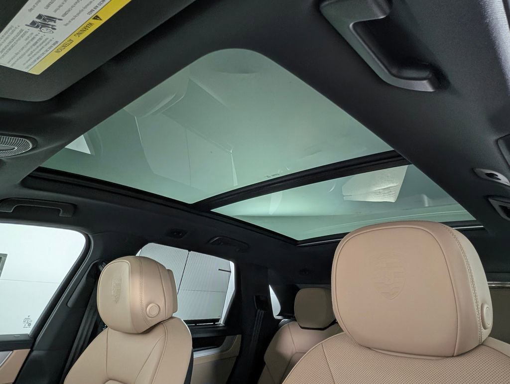 New 2026 Porsche Cayenne image 30