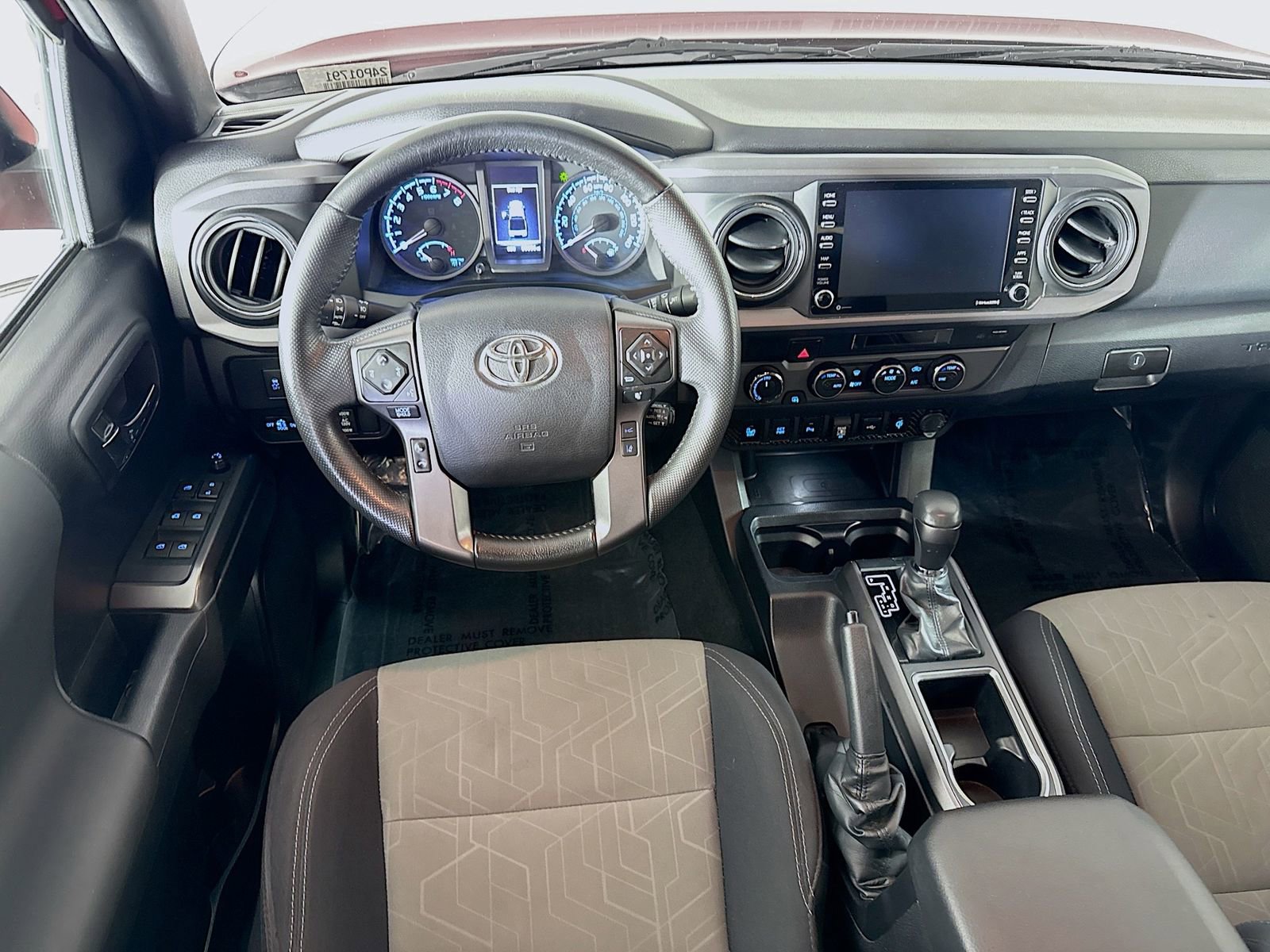 Used 2022 Toyota Tacoma TRD Off-Road w/ Technology Package image 20