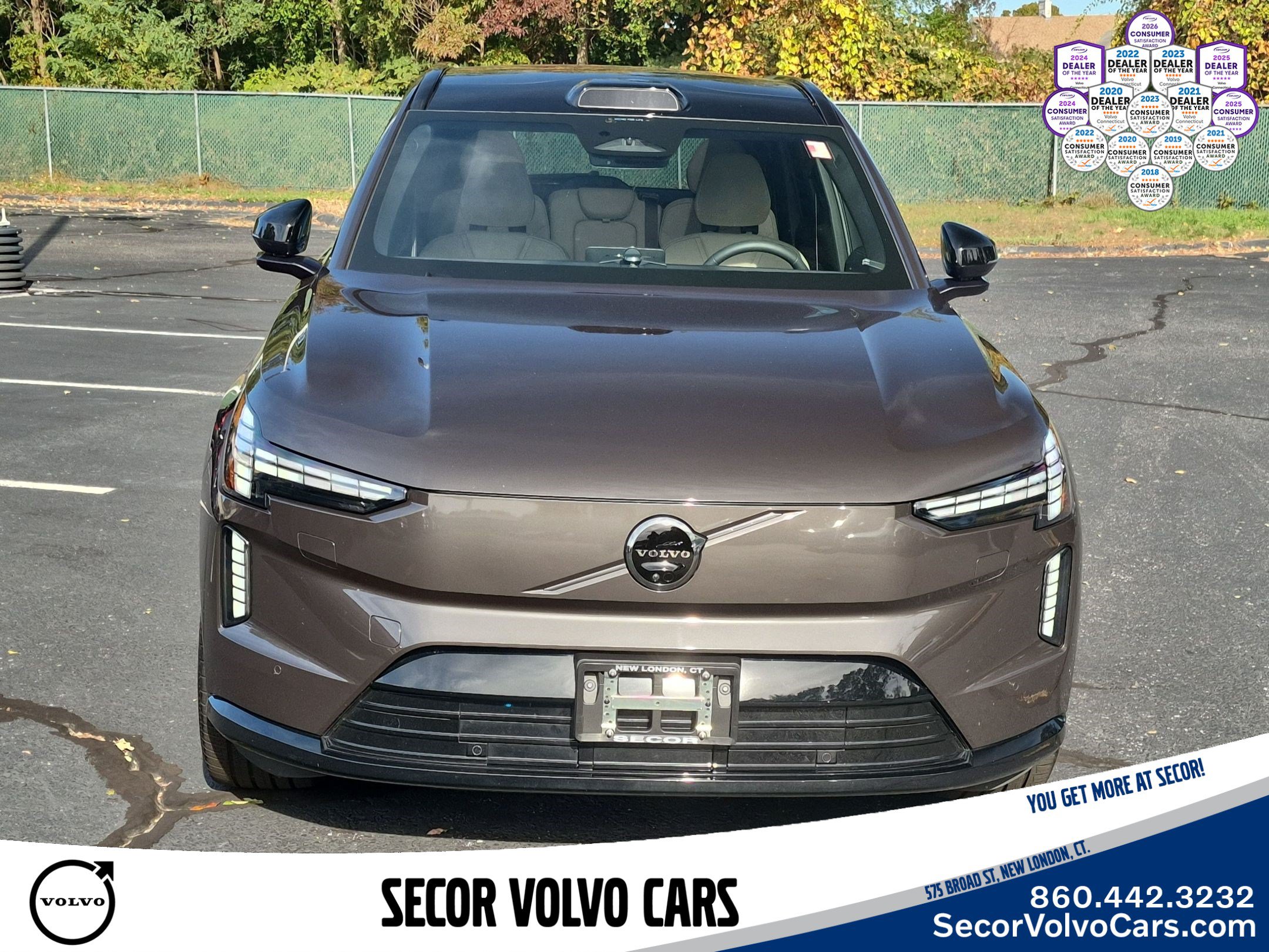 Used 2025 Volvo EX90 Ultra w/ Protection Package Premier AWD/4WD image 2